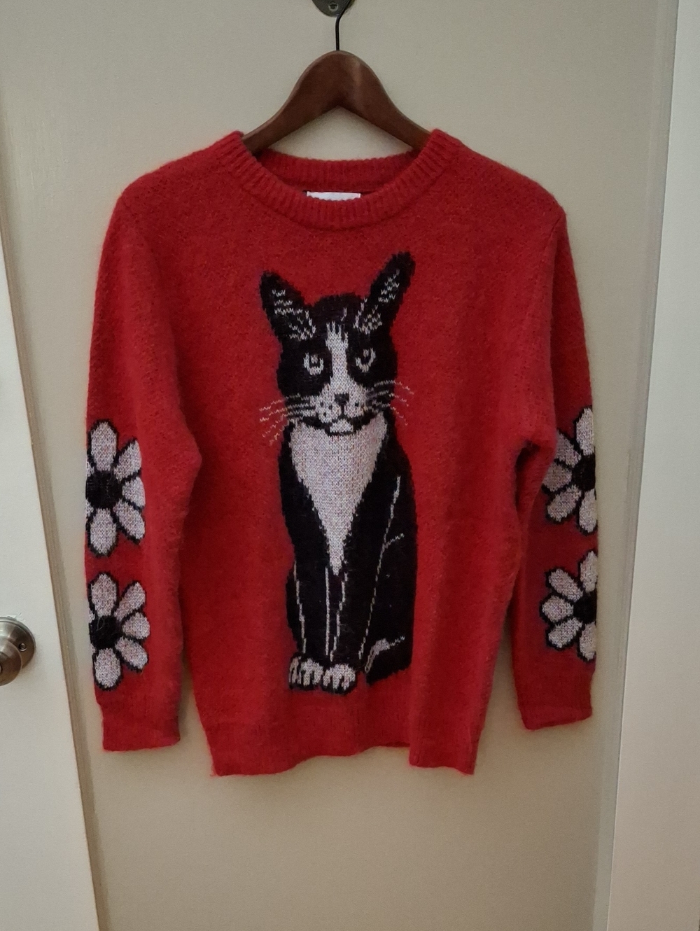 Oxknit Red Cat Graphic Sweater with Daisy Sleeves_1